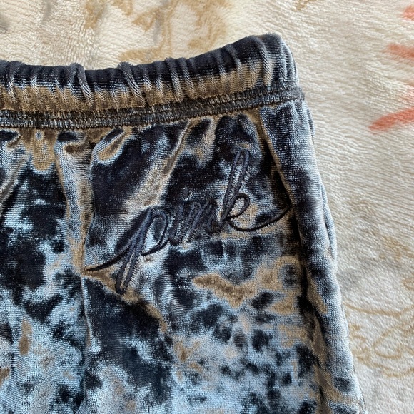 Pink Sleepwear shorts Small - Picture 2 of 4